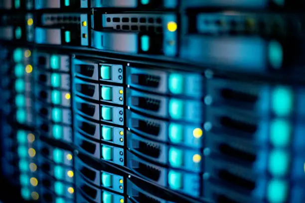 Servers.webp Servers